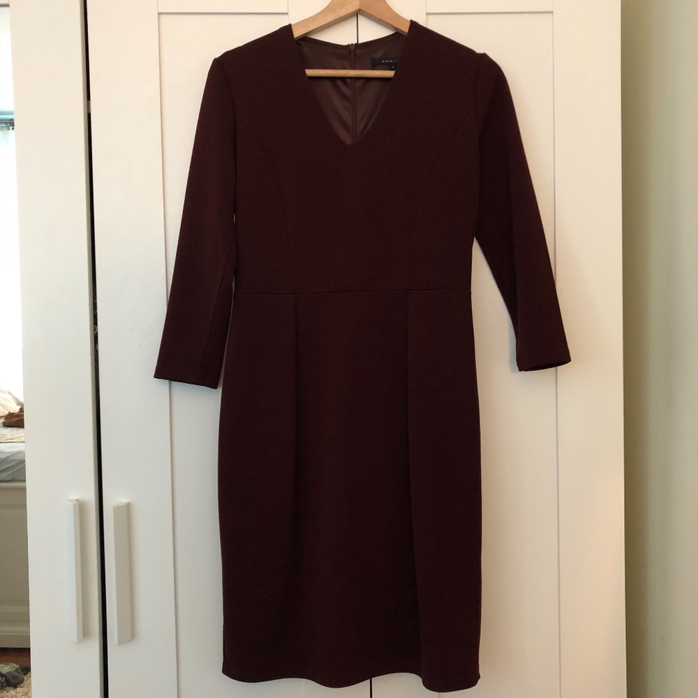 Sangria V-neck dress w/ 3/4 sleeves Size 2